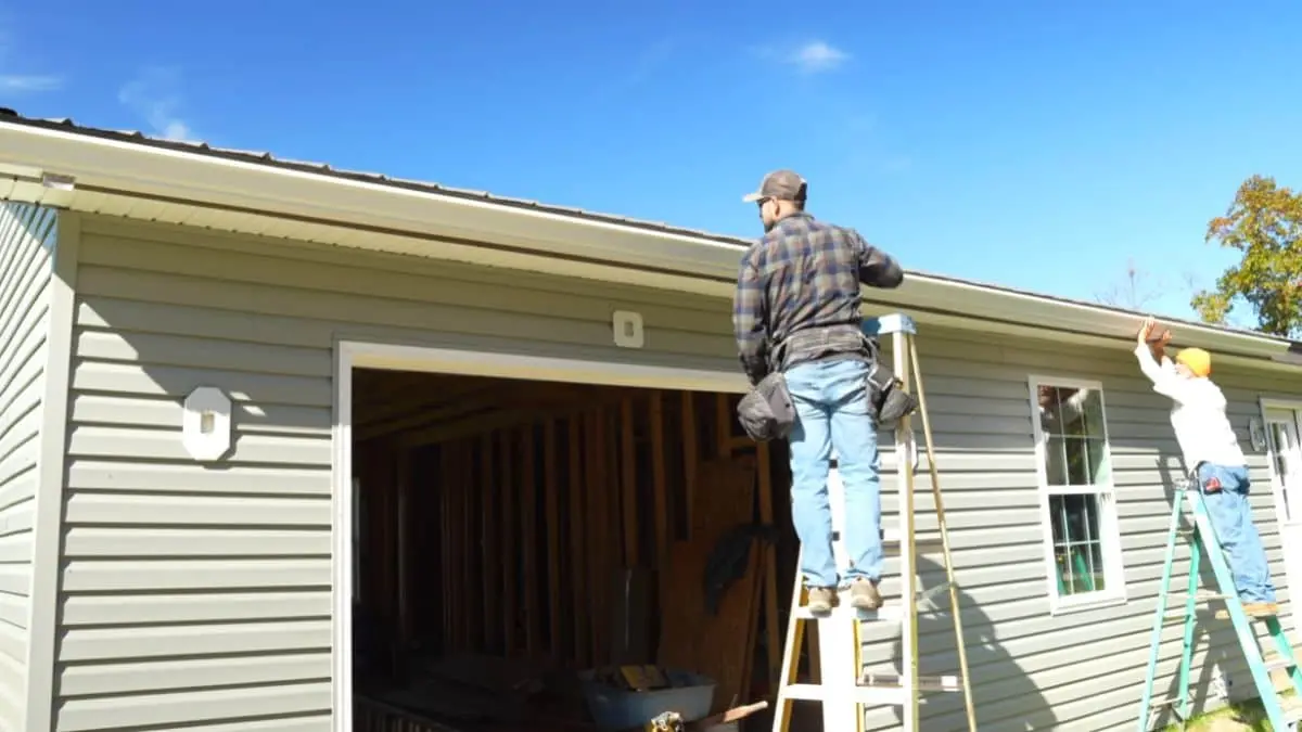 Connecting Gutters at Different Levels