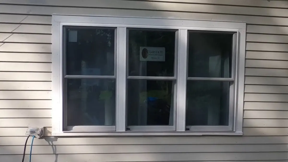 How to Replace a Window Without Removing the Siding